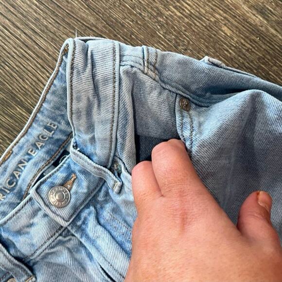 American Eagle Straight Jeans High Rise Strigid Denim Light Wash Size 000 Short - Picture 6 of 11